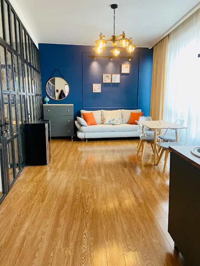 Luxury Apartment In Old Tbilisi With Terrace