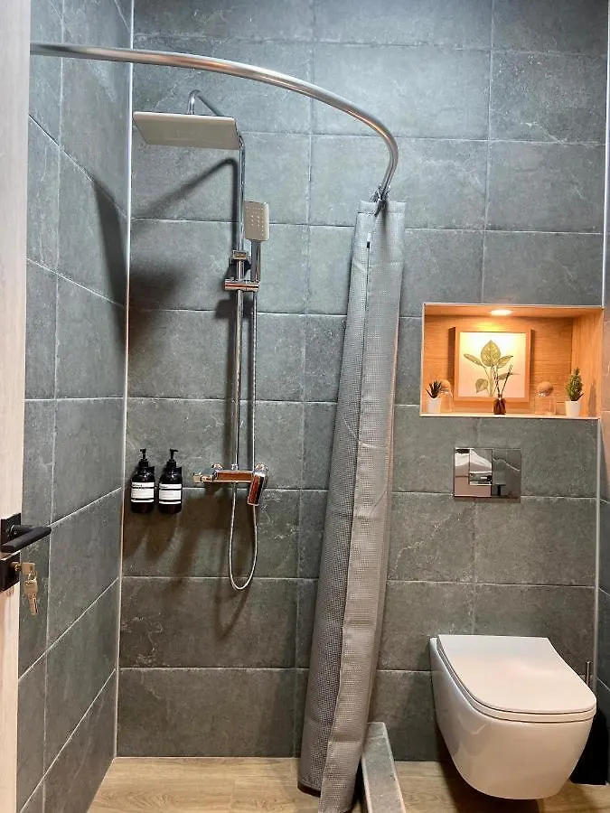 Luxury Apartment In Old Tbilisi With Terrace
