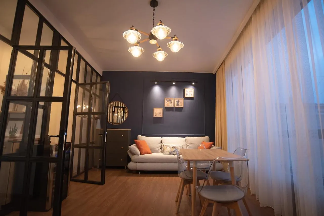 Luxury Apartment In Old Tbilisi With Terrace