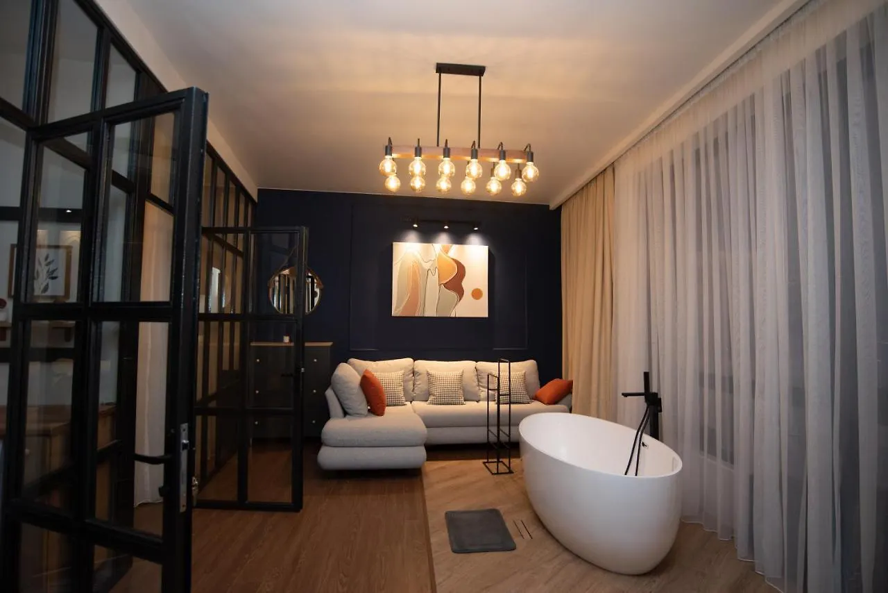Luxury Apartment In Old Tbilisi With Terrace