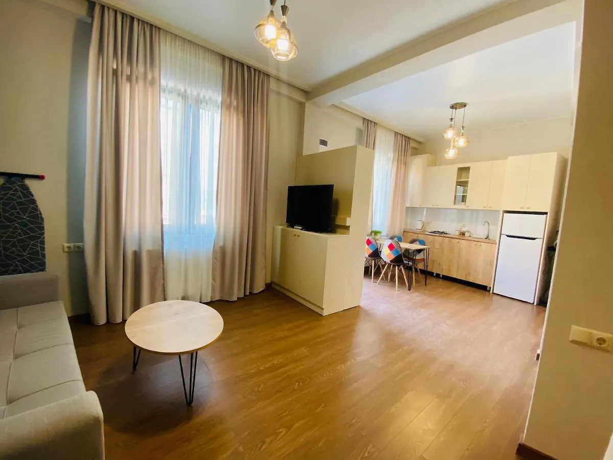 Luxury Apartment In Old Tbilisi With Terrace Geórgia