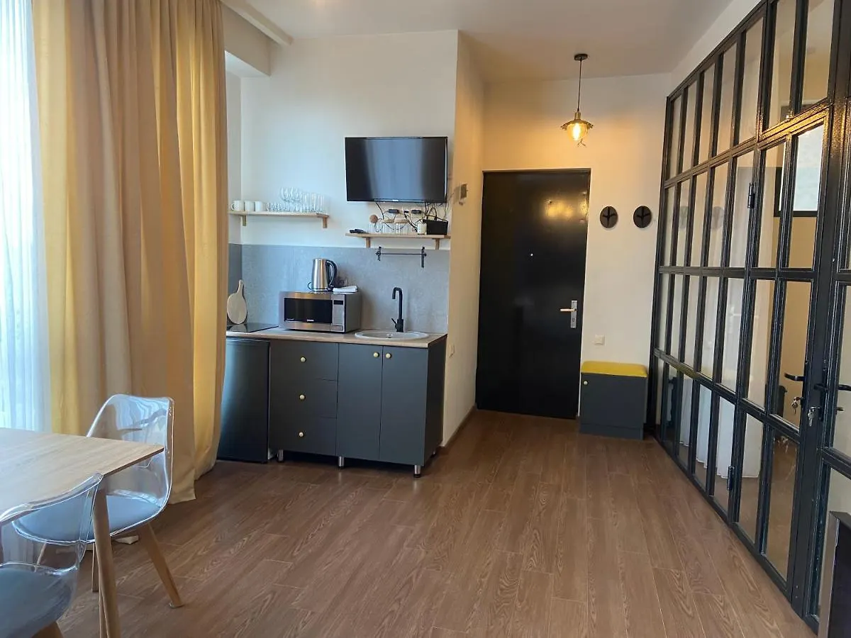Luxury Apartment In Old Tbilisi With Terrace