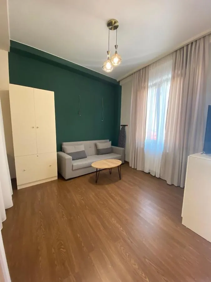 Luxury Apartment In Old Tbilisi With Terrace